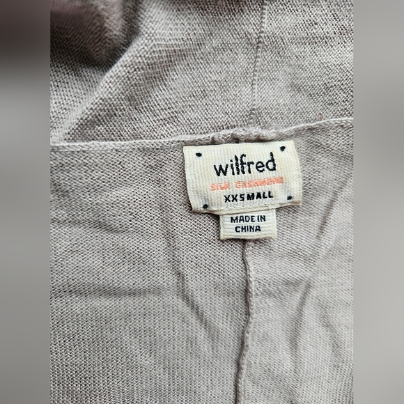 Aritzia (Wilfred) Cardigan Cashmere/Silk - Picture 6 of 6